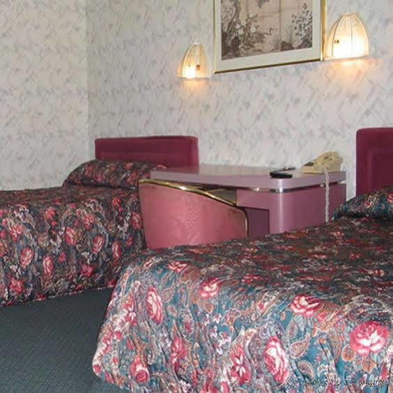 Red Carpet Inn Берлин Экстерьер фото